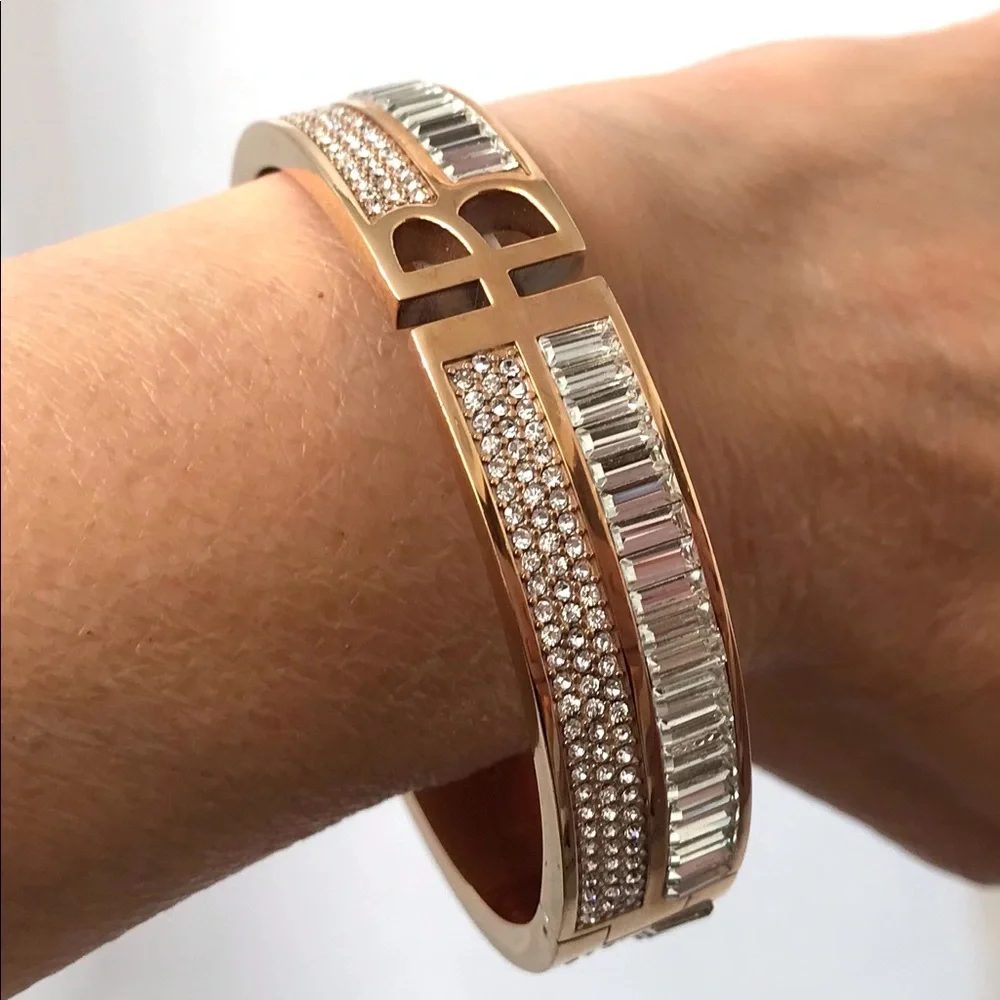💎HTF💎HENRI BENDEL Double Row Swarovski Bangle - Picture 3 of 10